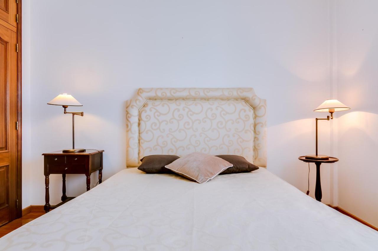 Mango Apartment - Faro City Center Экстерьер фото
